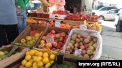 Полуниця в Криму – від 350 російських рублів за кілограм (майже 6 доларів) станом на середину травня