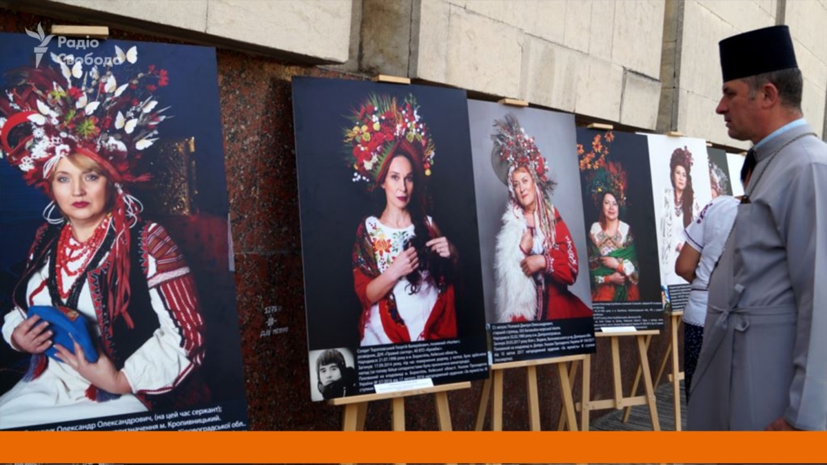 moi-lekarstva-delaty-chtoto-dlya-drugih-tri-istorii-ukrainskih-materey-chyi-synovyya-pogibli-v-donbasse «Мои лекарства - делать что-то для других». Три истории украинских матерей, чьи сыновья погибли в Донбассе