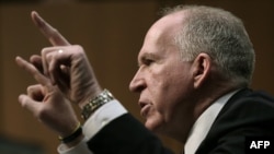 John Brennan, foto nga arkivi