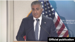 Reza Pahlavi, son of late Muhammad Reza Shah Pahlavi, speaking at The Washington Institute, December 15, 2018. 