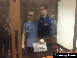 Вячеслав Крюков и Руслан Костыленков в суде