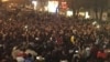 گسترش تجمع‌های اعتراضی؛ «خشونت مأموران امنیتی علیه تظاهرکنندگان»