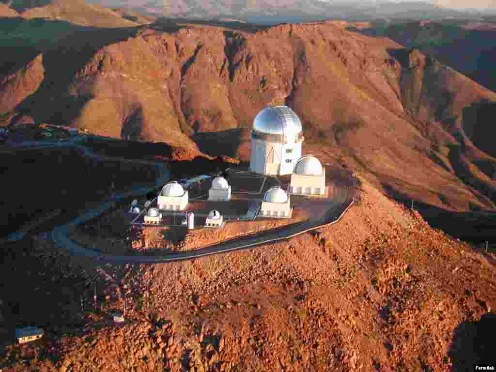 The Blanco telescope in Chile as seen from the air.
