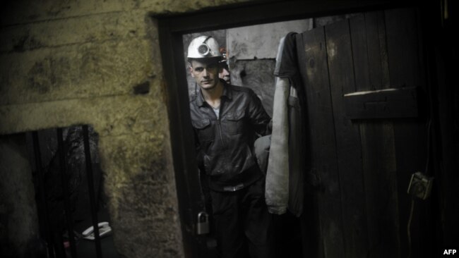 Një minator shqiptar në minierën e Stantërgut. Foto nga arkivi
