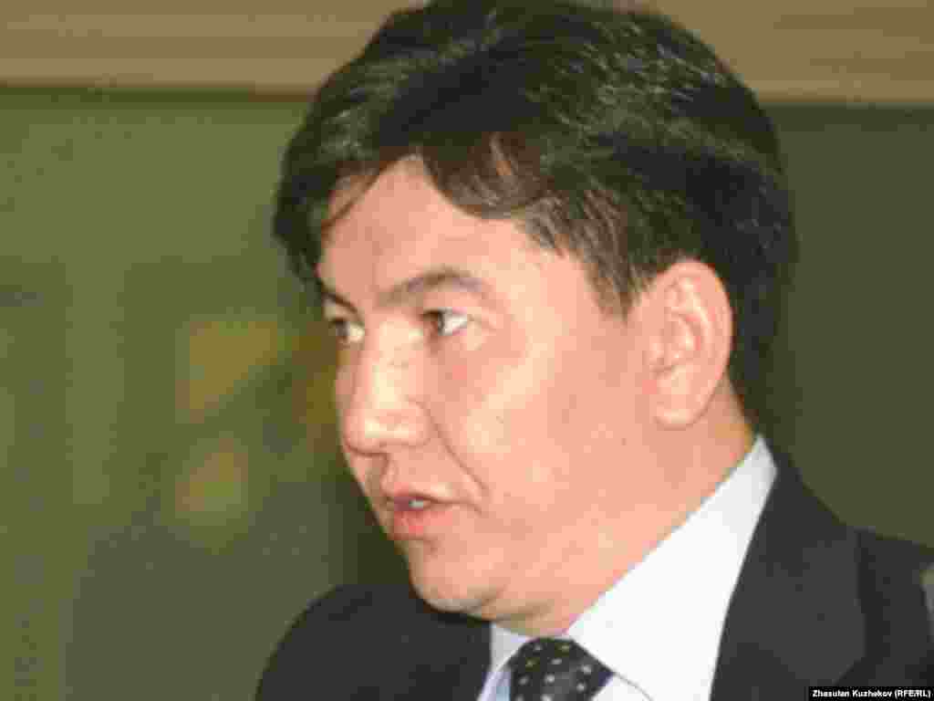 Новым министром образования и науки Казахстана назначен Аслан Саринжипов, который сменил на этом посту Бакытжана Жумагулова, проработавшего министром три года.