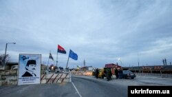 Пропускний пункт «Чонгар» на адміністративному кордоні з Кримом