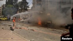 Սիրիա - Ապստամբ զինյալների կողմից հրթիռակոծության հետևանքով հրդեհ է բռնկվել Հալեպի «Ալ-Դաբիթ» ծննդատանը, 3-ը մայիսի, 2016թ․