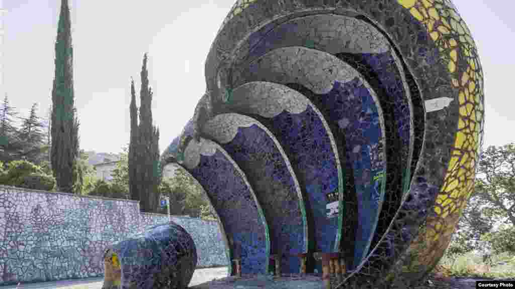 Herwig described this mosaic-covered bus stop in Gagra, Abkhazia, as one of the most memorable he had seen.