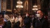 В омской церкви священник и прихожане напали на журналистов 
