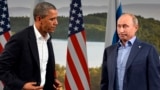 Президент США Барак Обама і очільник Росії Володимир Путін під час двосторонньої зустрічі на полях саміту G8 у Північній Ірландії. Велика Британія, 17 червня 2013 року