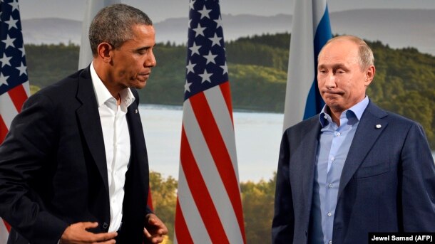 U.K. -- US President Barack Obama (L) holds a bilateral meeting with Russian President Vladimir Putin during the G8 summit in Northern Ireland, June 17, 2013