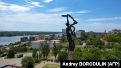 Перший заступник голови Херсонської облради повідомив, що вранці під Херсоном було чути вибухи