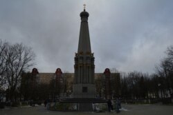 Расейскі арол на помніку “айчыннай вайне” 1812 году