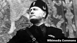 Бенито Муссолини, фашистский диктатор Италии в 1922-1945 годах, известный как дуче