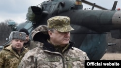 Президент Украины Петр Порошенко в Донецкой области