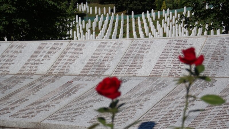Sirene u bh. gradovima u znak sjećanja na žrtve genocida u Srebrenici