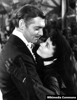 Clark Gable və Vivien Leigh "Küləklə sovrulanlar" filmində, 1939.