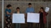 Сторонники Евгения Жовтиса пикетировали посольство Казахстана в Бишкеке 