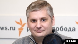 Սերգեյ Մարկեդոնովը «Ազատություն» ռադիոկայանի մոսկովյան ստուդիայում, արխիվային լուսանկար