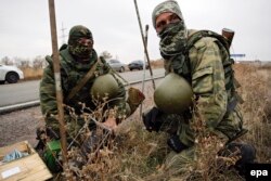 While empathy with the cause of Ukrainian separatists may have played a role in the recruitment of ethnic Russians from Moldova, the main incentive remains money. (file photo)