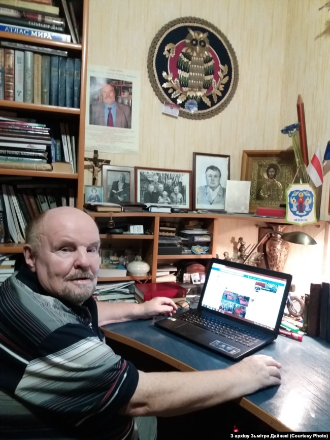 Леанід Дайнека ў сваім працоўным кабінэце. 12 лістапада 2018 г.