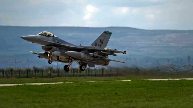 Kroacia bisedon me Suedinë dhe SHBA-në për blerjen e aeroplanëve luftarakë