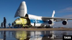 Ресейлік Ан-124 жүк ұшағы. (Көрнекі сурет).