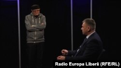 „Comisia de la Veneția spune: uitați-vă, în Găgăuzia ați încălcat aceste standarde, în Transnistria le-ați încălcat, pentru circumscripțiile din afara țării le-ați încălcat”.