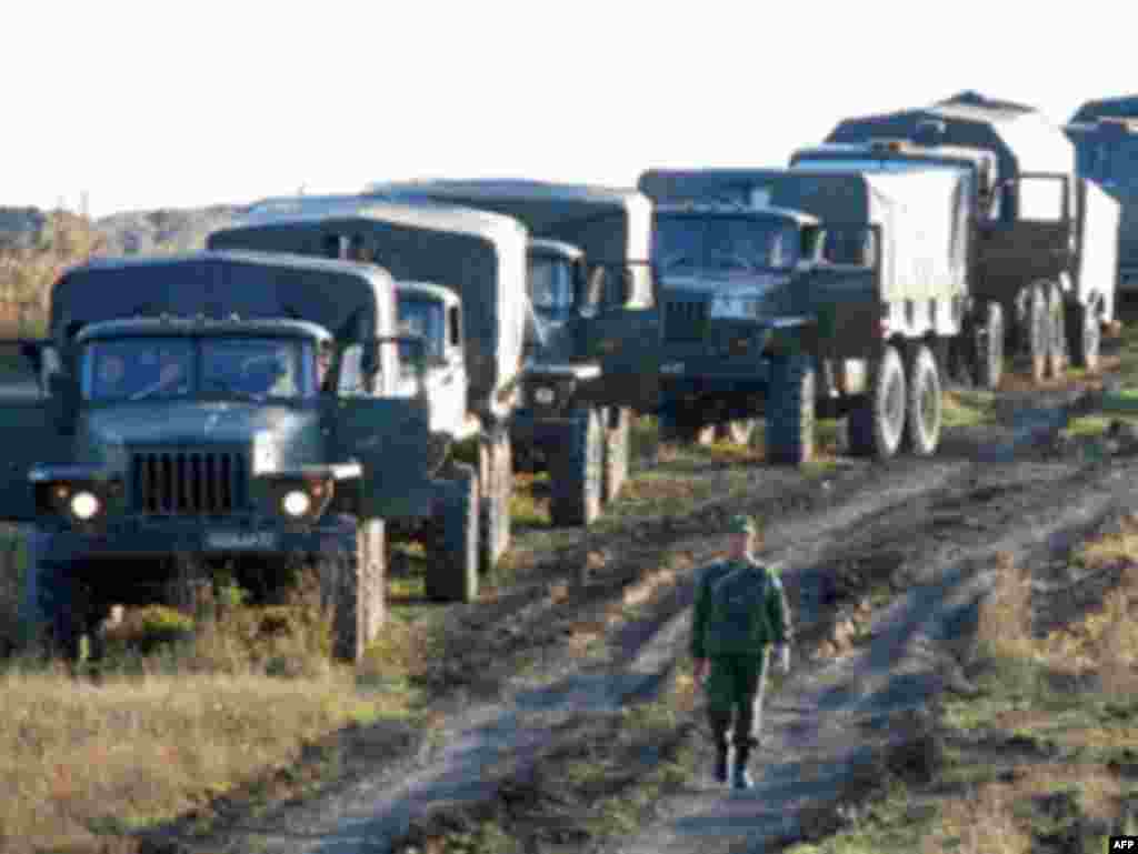 Деревня Квентакоза. Солдаты РФ в ожидании отправки на Родину, 6 октября 2008.