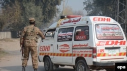 مککین: پاکستان په ضرب عضب عملياتو کې برياليتوبونه ترلاسه کړي