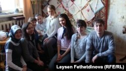 Фәнис Яруллин студентлар белән. 5 апрель 2011 ел