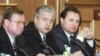 Николай Ковалёв (в центре) на заседании Временной чрезвычайной комиссии при президенте Ельцине, 24 февраля 1998