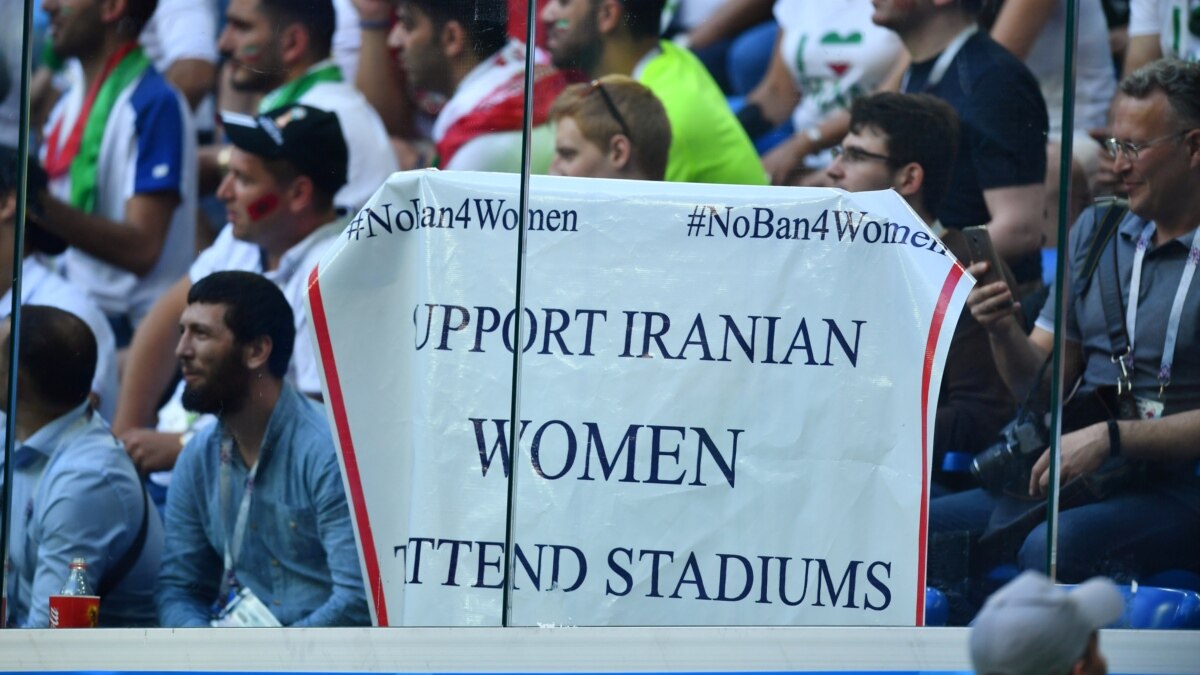 2022 World Cup should ban Iran in support of women and protesters