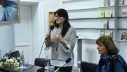 Jurnalista Lina Grâu (Radio Europa Liberă) și scriitoarea Ana Blandiana