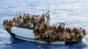 ایتالیا به عملیات نجات مهاجران غیرقانونی از دریا پایان می‌دهد