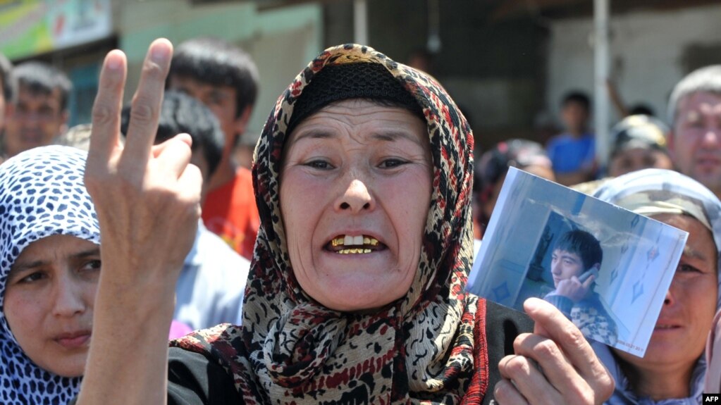 vse-obyazannosti-uzbechki-prostitutki-goroda-chiti-za-odnu-tisyachu-rubley