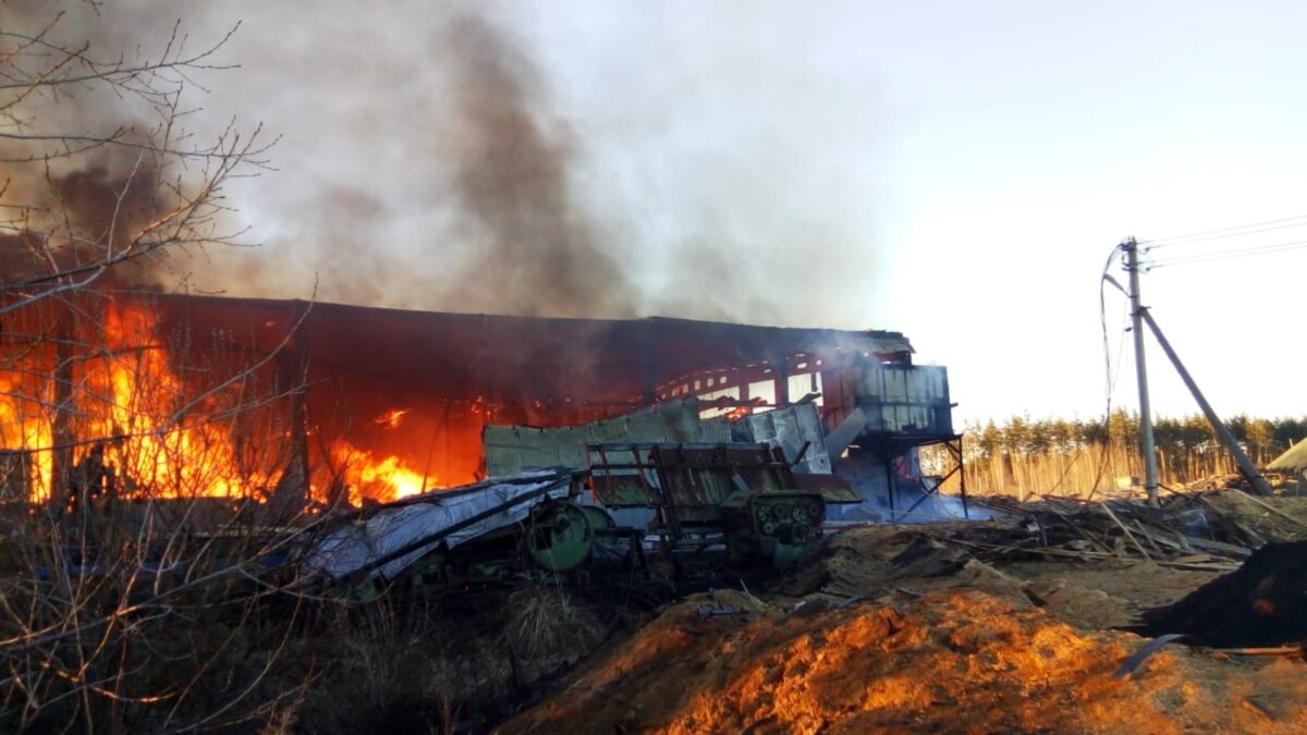 Полянин мордовия. МЧС Мордовии Зубова Поляна. Зубова-Поляна Мордовия пожар. Пожары в Зубово Полянском районе. Пожар Зубова Поляна.