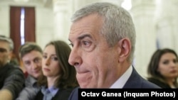 Fostul șef al Senatului, Călin Popescu Tăriceanu, a aflat că este suspect de abuz în serviciu pentru că a menținut în funcție un senator declarat incompatibil de instanță