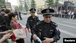 Архивска фотографија - Полиција во Пекинг