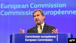 Belgium -- EU Enlargement Commissioner Johannes Hahn gives a press conference on the review of the European policy and enlargement negotiations, at the European Commission in Brussels, November 18, 2015