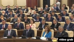 Қазақстан парламентінің қос палатасы конституциялық реформалар заң жобасын қарап отыр. Астана, 6 наурыз 2017 жыл.