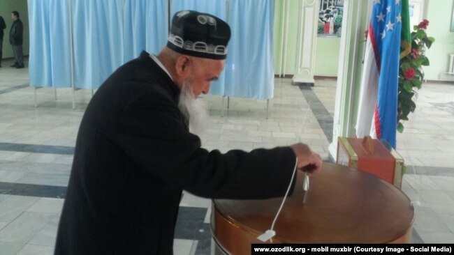 Узбек яаширин камера ва секс23