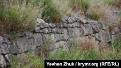 Подпорная стенка из «херсонесского» камня
