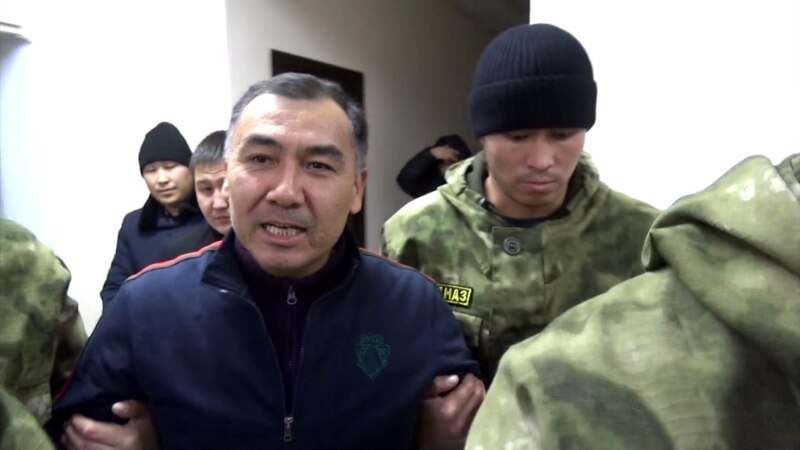 Равшан Жээнбеков прокурордун үстүнөн сотко кайрылды