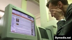 Belarusian authorities have arrested some Internet users and bloggers and cut off access to numerous websites. (file photo)