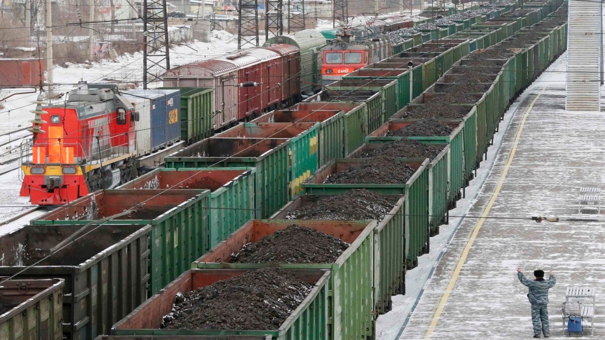 EU Ban On Russian Coal Set To Go Into Effect Overnight