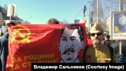 На акции "Бессмертный полк" в Сургуте, фото – Владимир Сальников