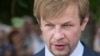 Russian Mayor Who Left Ruling Party Arrested On Corruption Charges