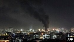 Стовп диму з епіцентру теракту в Анкарі, 17 лютого 2016 року