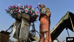 Inflation in Pakistan was over 9.4 percent in March, its highest since November 2013, with strong increases in food and energy, the two most sensitive items for most consumers. (File photo)